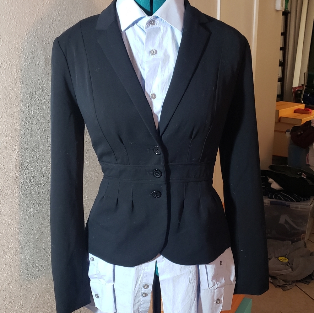 Elle business attire